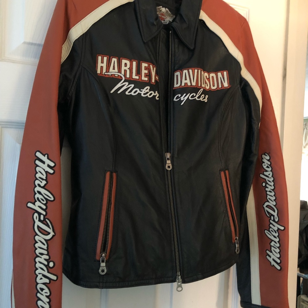 Harley Davidson leather jacket.